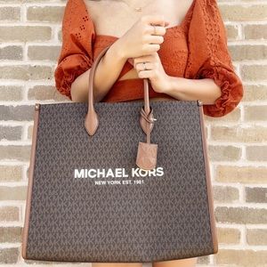 Michael Kors Large Tote Crossbody Bag MK Signature